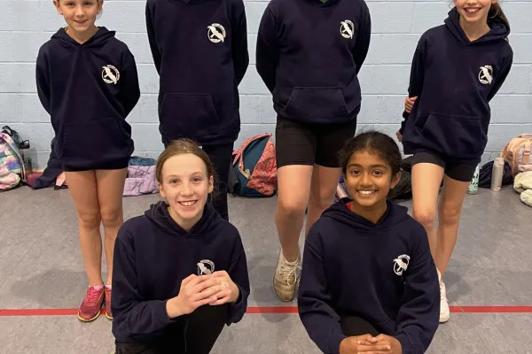 Y6 netball team 2023